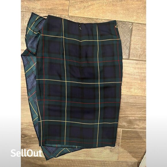 Ralph Lauren Women's Plaid Wrap Skirt Buckle Trim Multicolor Size 00 - Picture 3 of 4